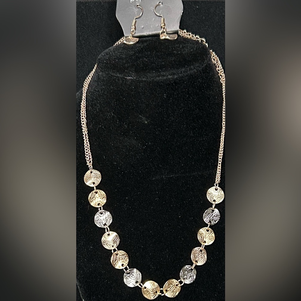 Paparazzi Gold and Silver Disc Necklace